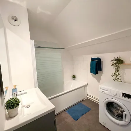 Duplex Au Pied De La Gare - Netflix - Hyper-centre